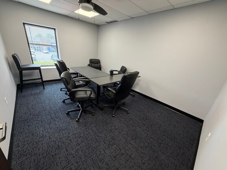 More Photos Of 5380 Eisenhower Ave, Alexandria Research And Development For Lease