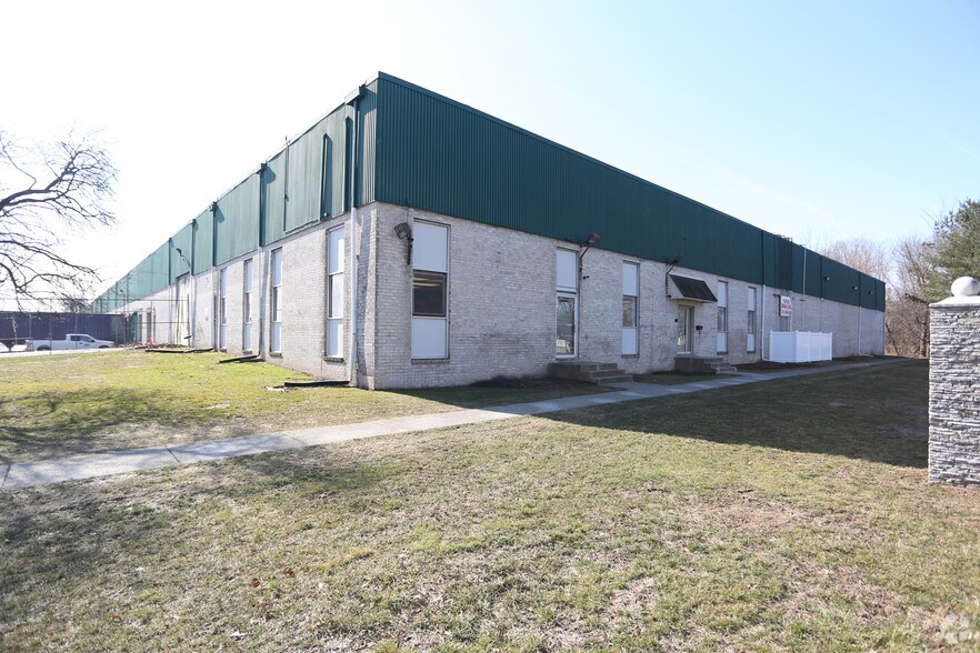 More Photos Of 3161 State Rd, Bensalem Warehouse For Lease