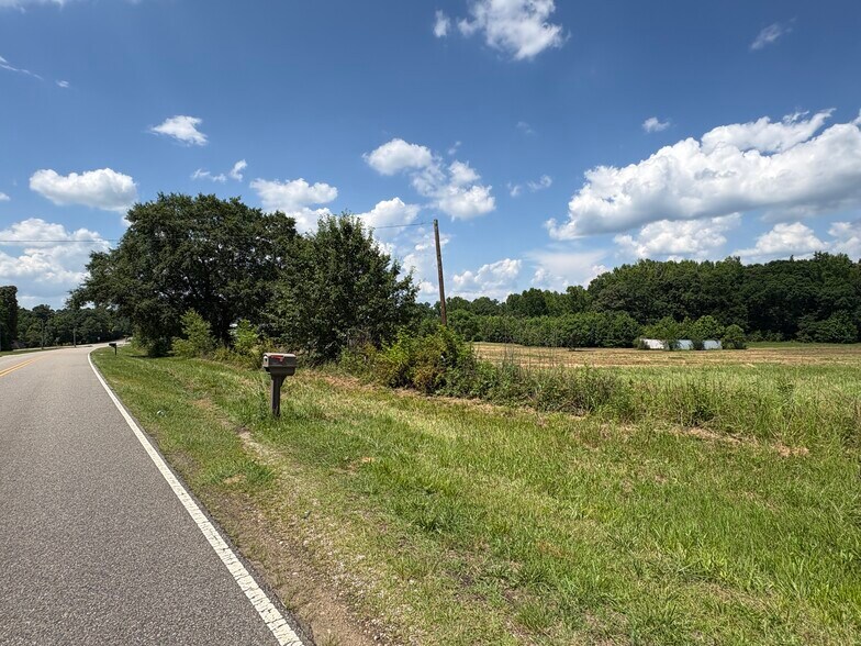 More Photos Of 33600 AL Highway 22, Verbena Flex For Sale