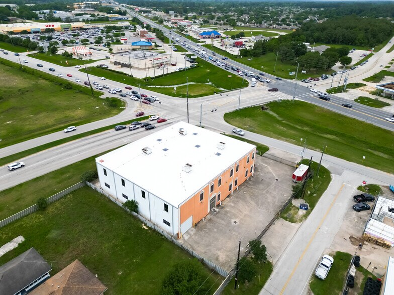 More Photos Of 1941 Spring Cypress Rd, Spring Warehouse For Sale