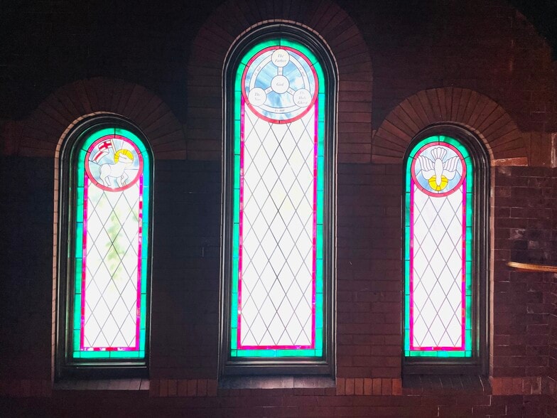 More Photos Of 1601 NE Madison Ave, Peoria Religious Facility For Sale