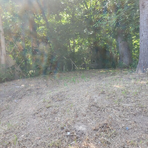 More Photos Of 1210 Bolton Rd NW, Atlanta Land For Sale