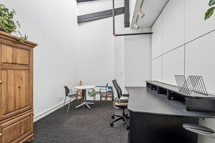 More Photos Of ,  Unknown For Sale