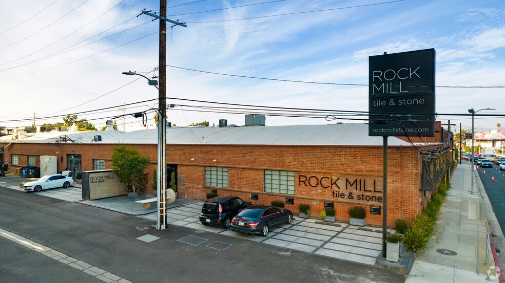 Primary Photo Of 3221-3223 S La Cienega Blvd, Los Angeles Warehouse For Lease