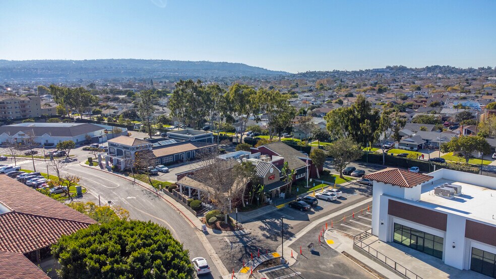 More Photos Of 21233 Hawthorne Blvd, Torrance Restaurant For Sale