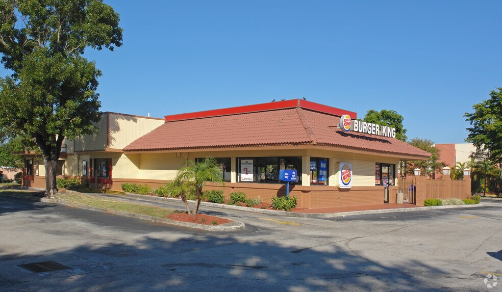 Primary Photo Of 2201 S University Dr, Fort Lauderdale Fast Food For Sale