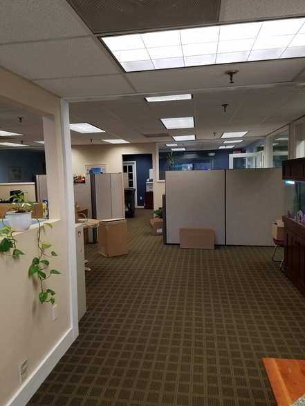 More Photos Of 123 Washington St, Holliston Light Manufacturing For Lease