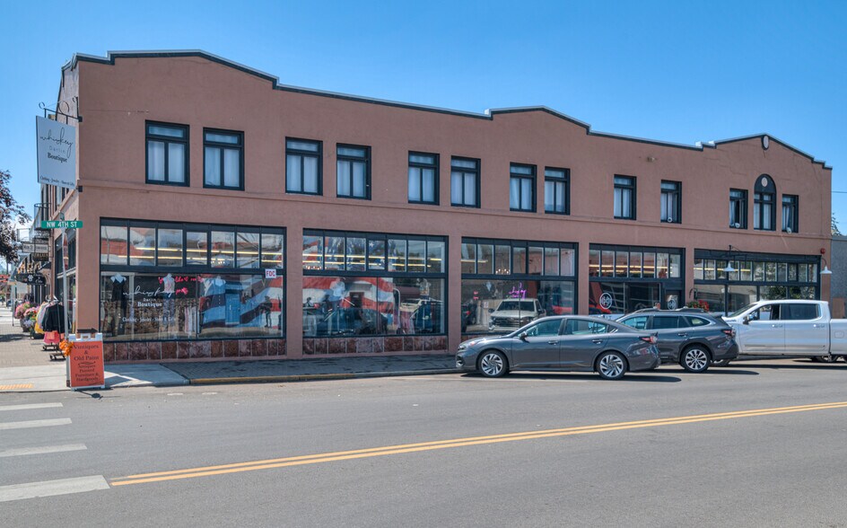 More Photos Of 395 N Main St, Prineville Storefront Retail Residential For Sale