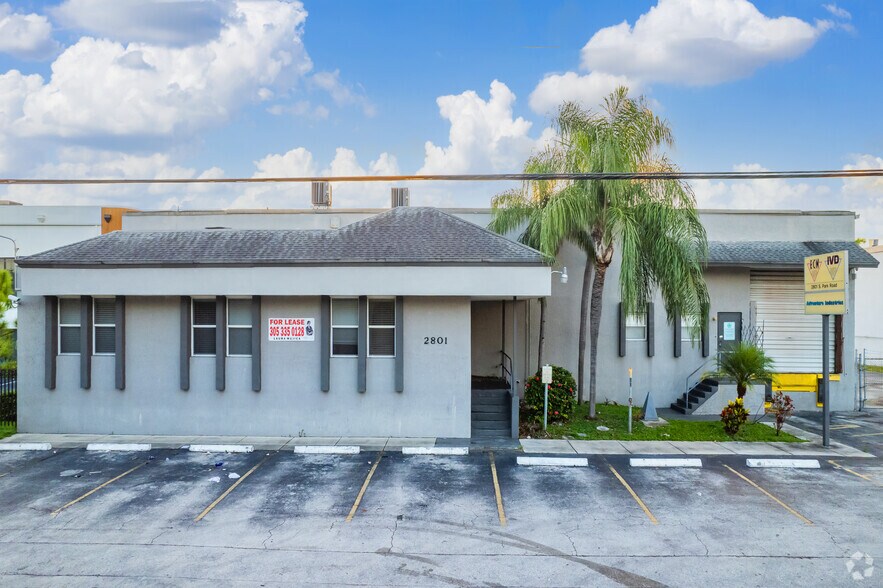 More Photos Of 2801 S Park Rd, Pembroke Park Warehouse For Sale
