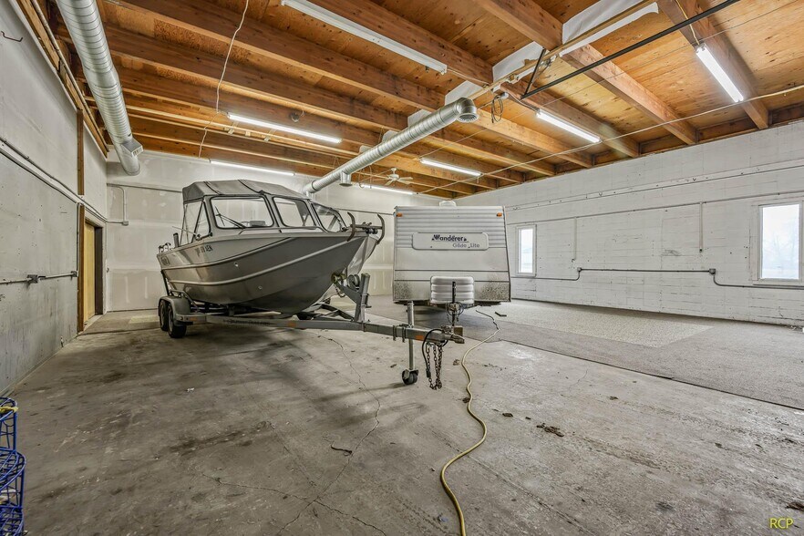 More Photos Of 53026 NW Thornton Dr, Scappoose Warehouse For Sale