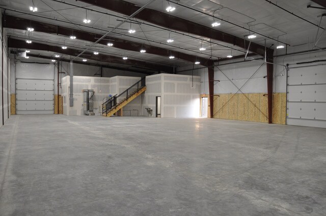More Photos Of 412 Millennium Park Ln, Caldwell Warehouse For Lease