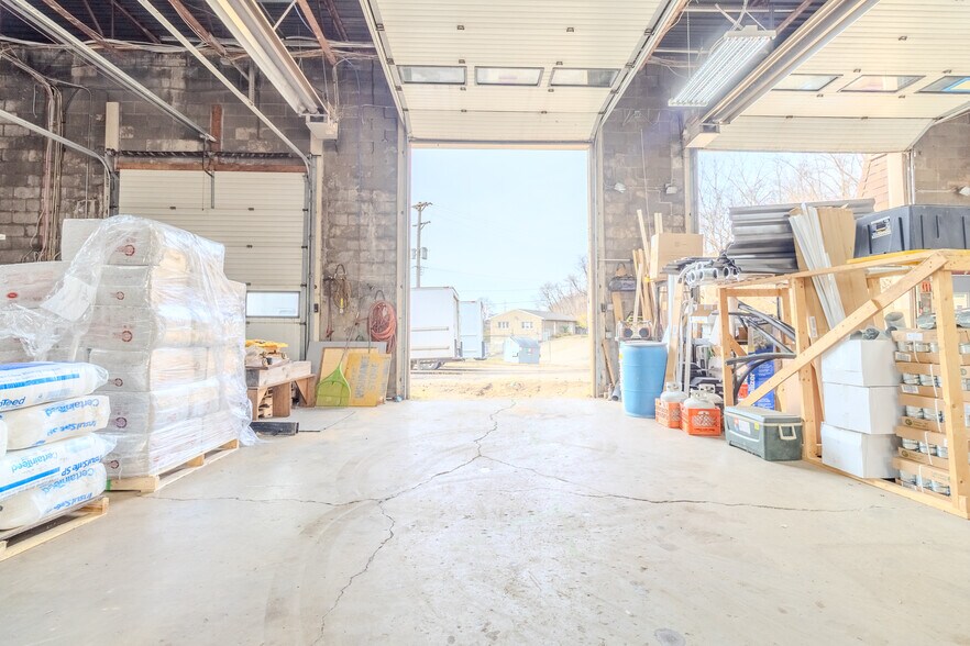 More Photos Of 204 Main St, East Pittsburgh Warehouse For Sale