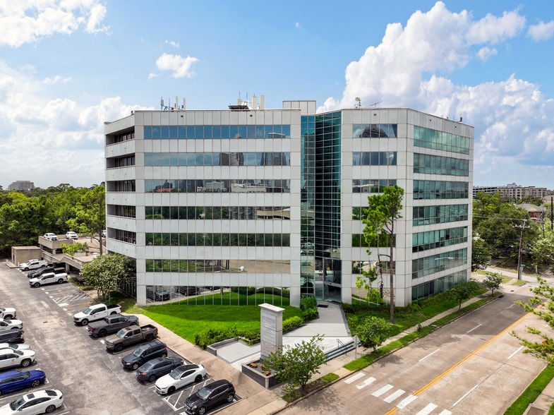 Primary Photo Of 601 Sawyer St, Houston Office For Sale