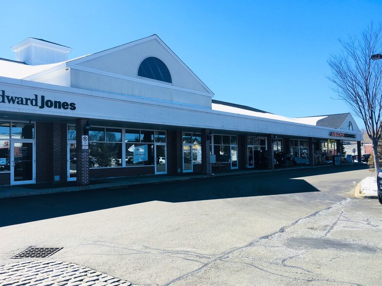 More Photos Of 222 Great Rd, Littleton Storefront For Lease