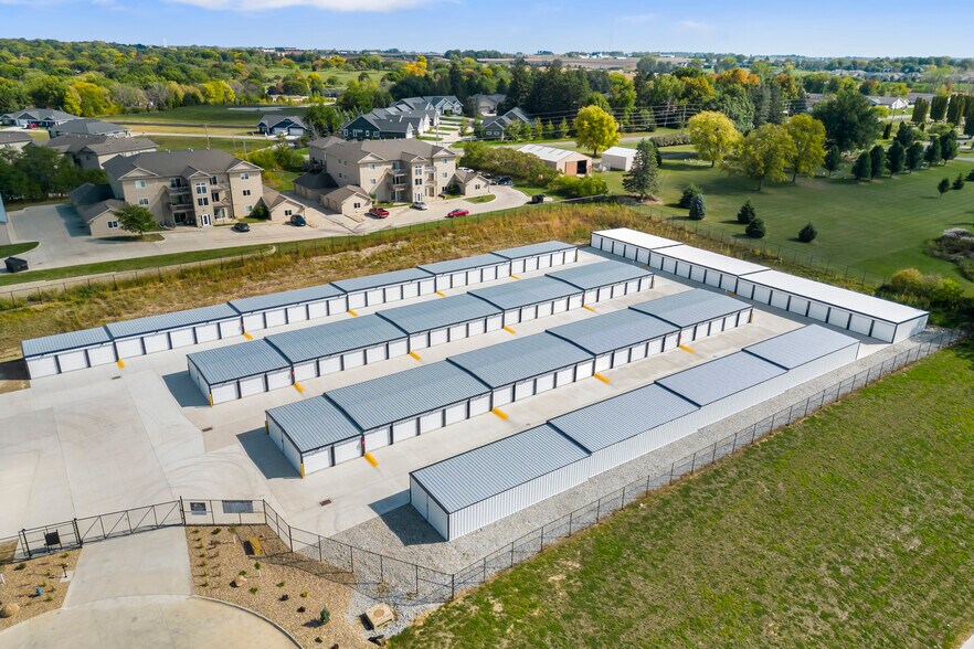 More Photos Of 3556 Marnie Ave, Waterloo Self Storage For Sale