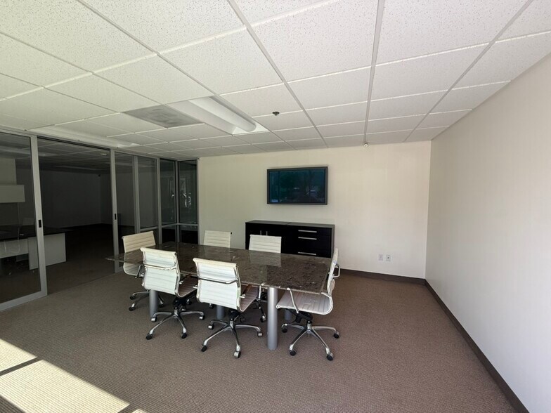 More Photos Of 15823 W Monte St, Sylmar Warehouse For Sale