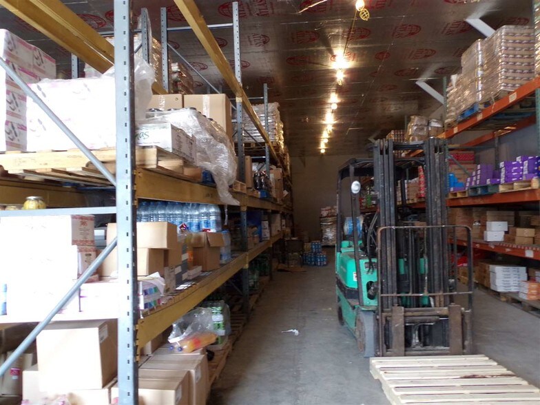 More Photos Of 290 Jeffersonville North Branch Rd, Jeffersonville Warehouse For Lease