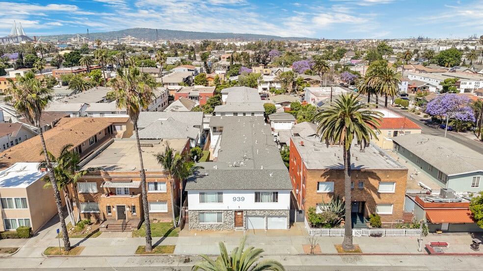 Primary Photo Of 939 Pacific Ave, Long Beach Apartments For Sale
