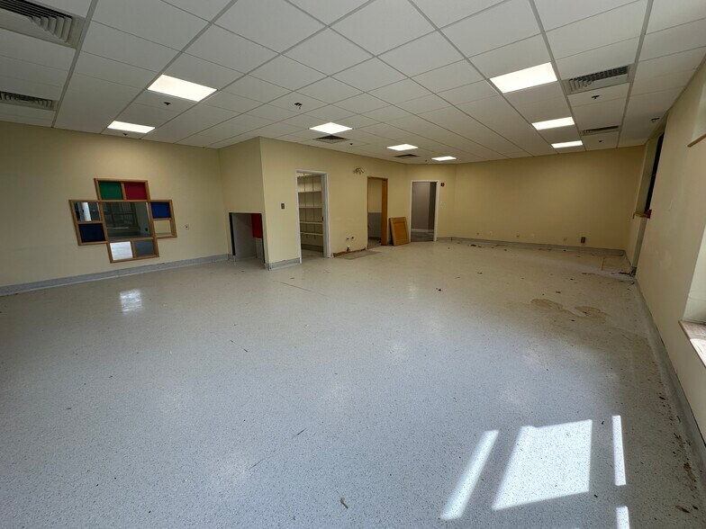 More Photos Of 51 Technology Way, West Greenwich Research And Development For Lease