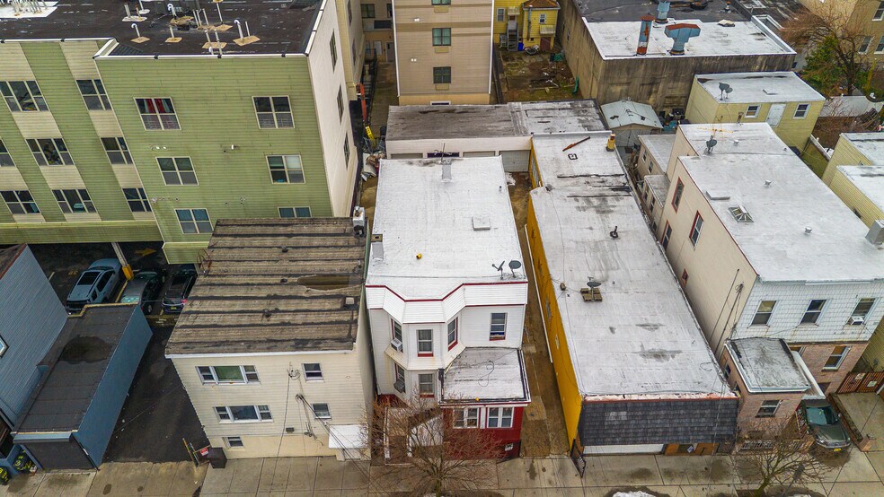 More Photos Of 413 51st St, West New York Multifamily For Sale