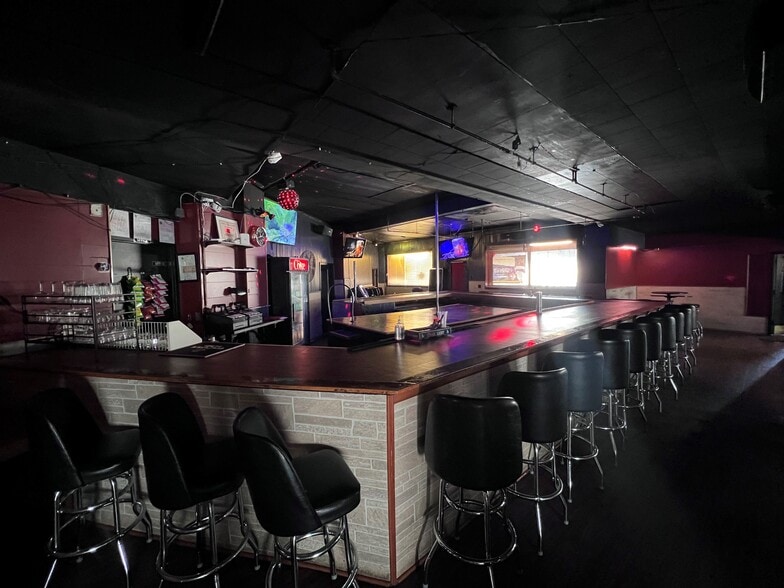 More Photos Of 4215 E Monument St, Baltimore Sports And Entertainment For Sale