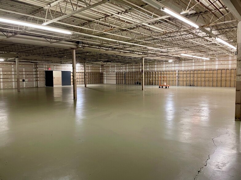 More Photos Of 73 River St, Bridgeport Manufacturing For Lease