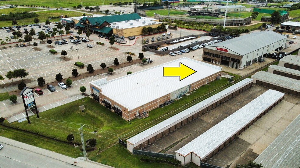 More Photos Of 2403 Gulf Fwy S, League City Storefront Retail Office For Lease