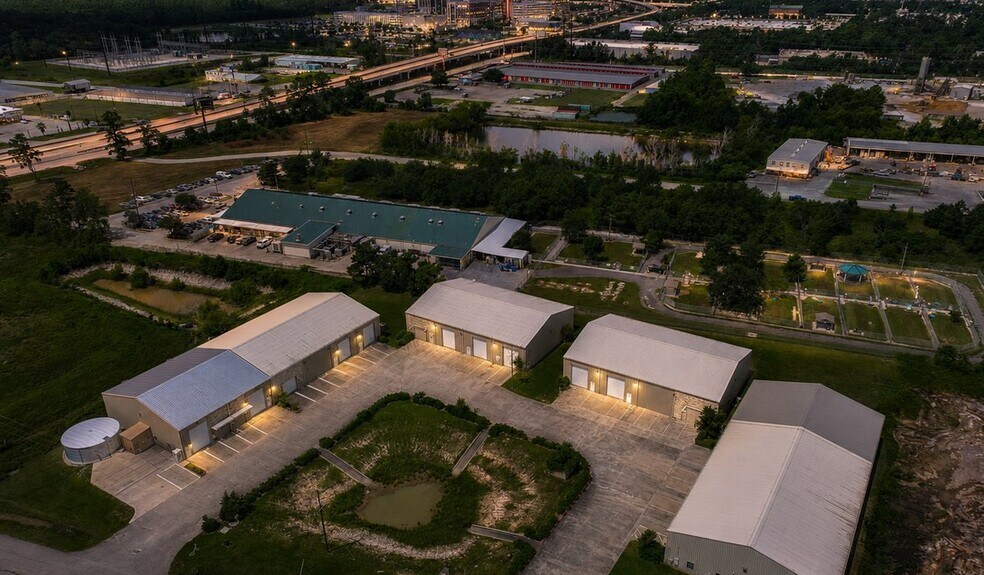 Primary Photo Of 8601 Fawn Trl, Conroe Warehouse For Sale
