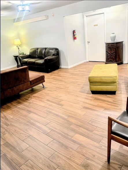 More Photos Of 1104 Old Charlotte Rd, White Bluff Assisted Living For Lease