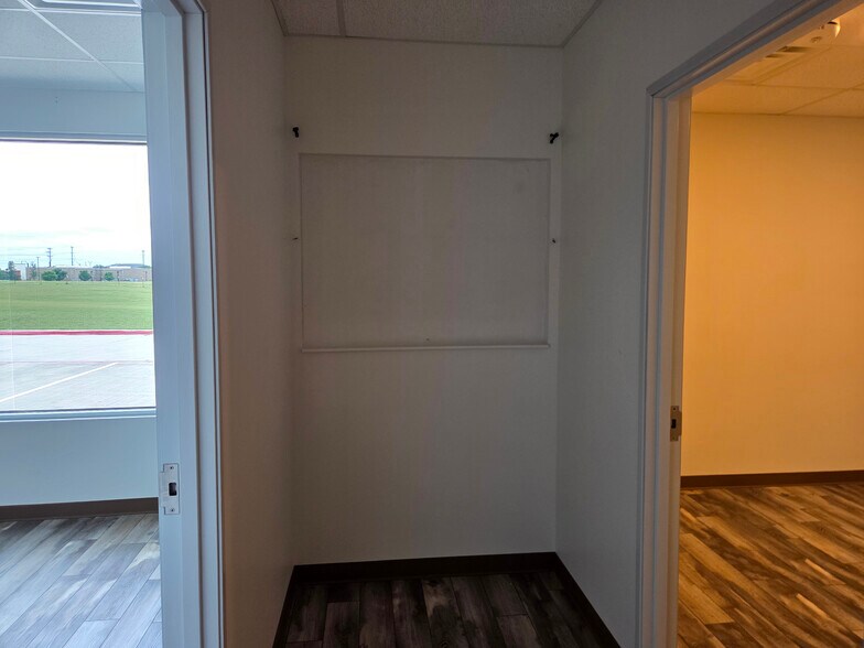More Photos Of 25663 Smotherman Rd, Frisco Office For Lease