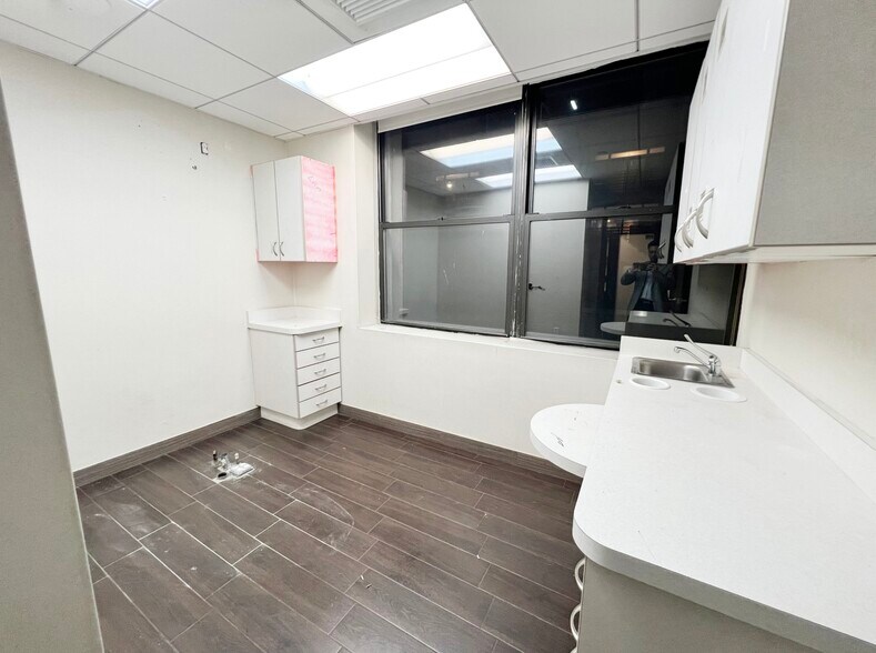 More Photos Of 128-138 Mott St, New York Medical For Sale