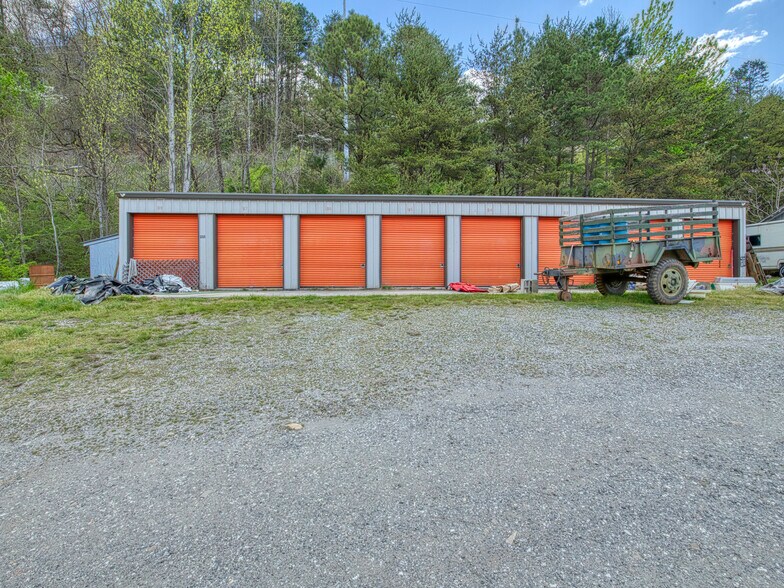 More Photos Of 5262 US Highway 74 W, Whittier Storefront Retail Residential For Sale