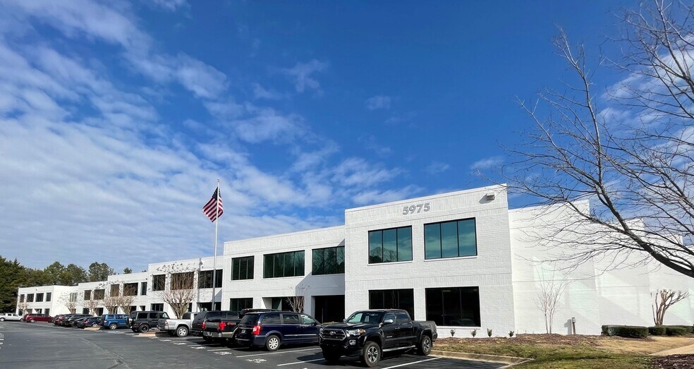 Primary Photo Of 5975 Shiloh Rd, Alpharetta Showroom For Lease