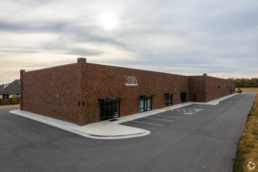 More Photos Of 12231 S 74th East Ave Ave, Bixby Unknown For Lease
