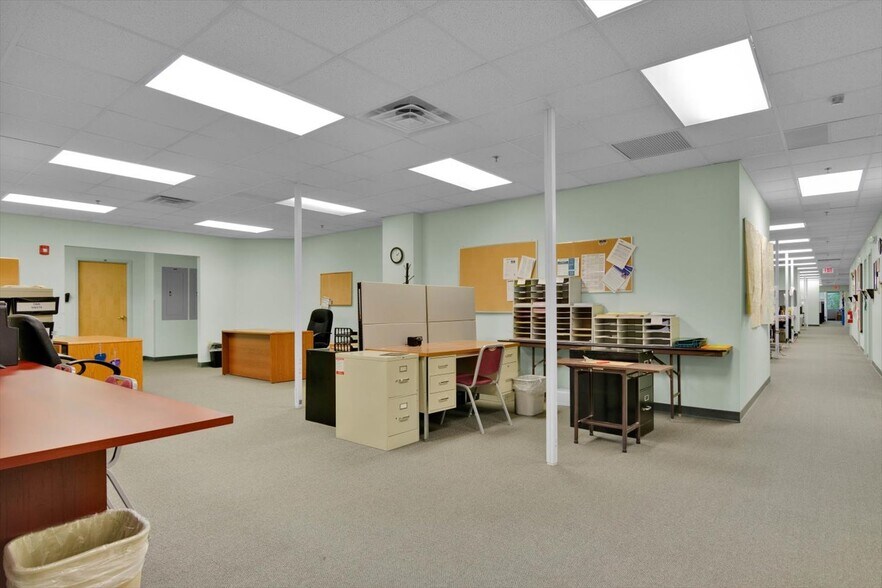 More Photos Of 300 Harper Dr, Moorestown Medical For Lease