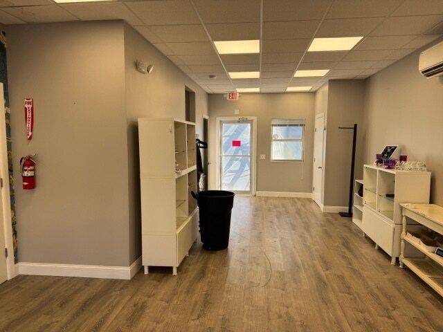 More Photos Of 60 E Mount Pleasant Ave, Livingston Storefront Retail Office For Lease