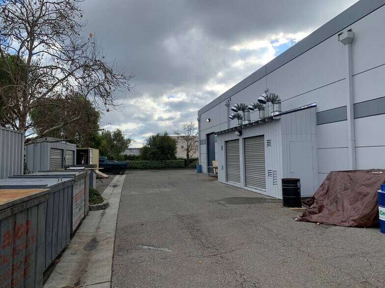 More Photos Of 18430 Technology Dr, Morgan Hill Warehouse For Lease