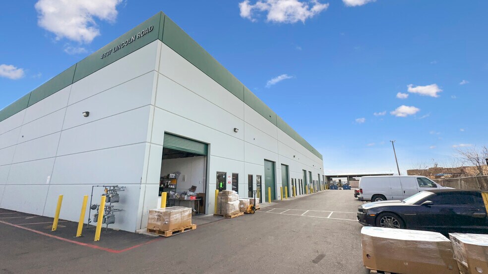More Photos Of 4837 Lincoln Rd, North Las Vegas Manufacturing For Lease
