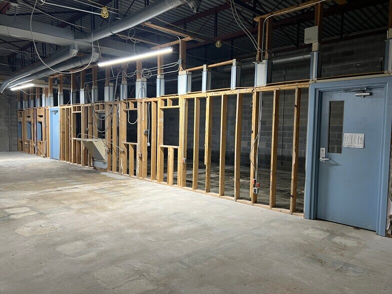 More Photos Of 4729-4737 Conner St, Detroit Freestanding For Lease