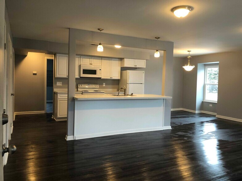 More Photos Of 9155 Main St, Clarence Apartments For Sale