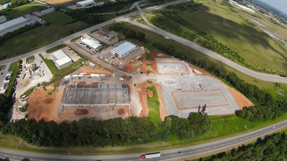 More Photos Of 111 Kapsia Way, Clarksville Warehouse For Sale