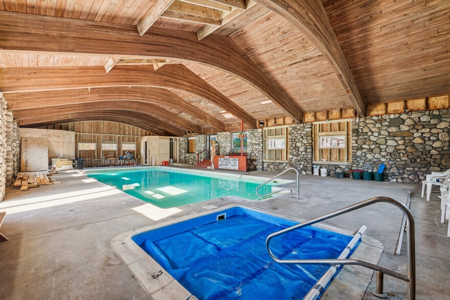 More Photos Of 1132 S Main St, Bryant Pond Hotel For Sale