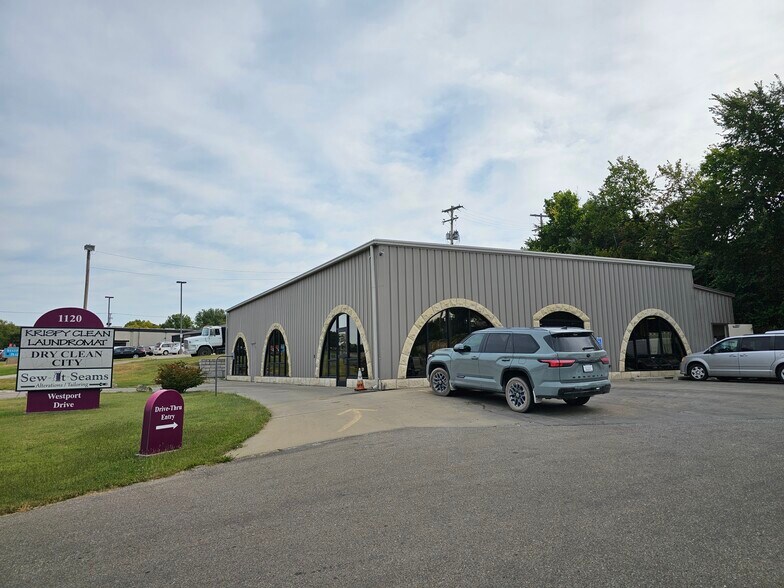 Primary Photo Of 1120 Westport Dr, Manhattan Specialty For Sale