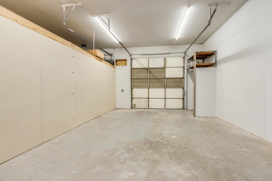 More Photos Of 1992 Aspen Cir, Pueblo Auto Repair For Sale