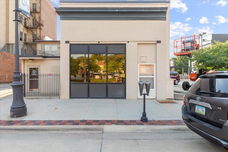 More Photos Of 127 Pearl St, Council Bluffs Office For Lease