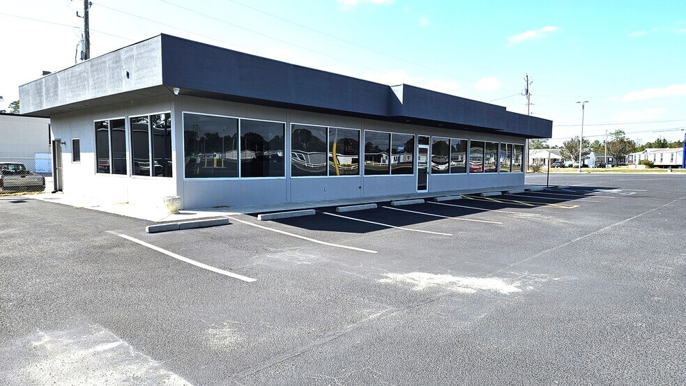 More Photos Of 12130 Us Highway 301 S, Statesboro Freestanding For Lease