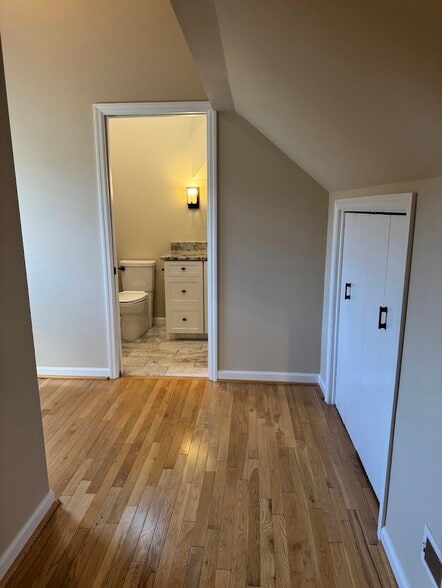 More Photos Of 143 4th Ave N, Franklin Loft Creative Space For Lease
