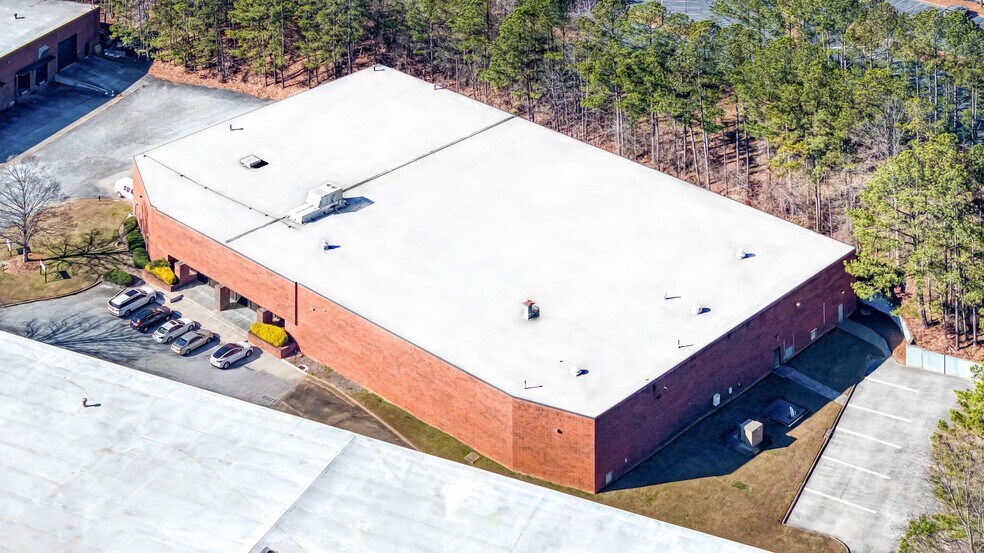 More Photos Of 3285 Saturn Ct, Peachtree Corners Warehouse For Sale
