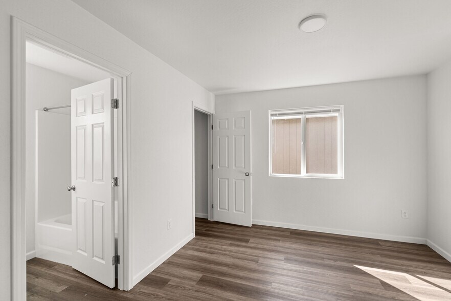 More Photos Of 634 Colinwood ct, Medford Apartments For Sale