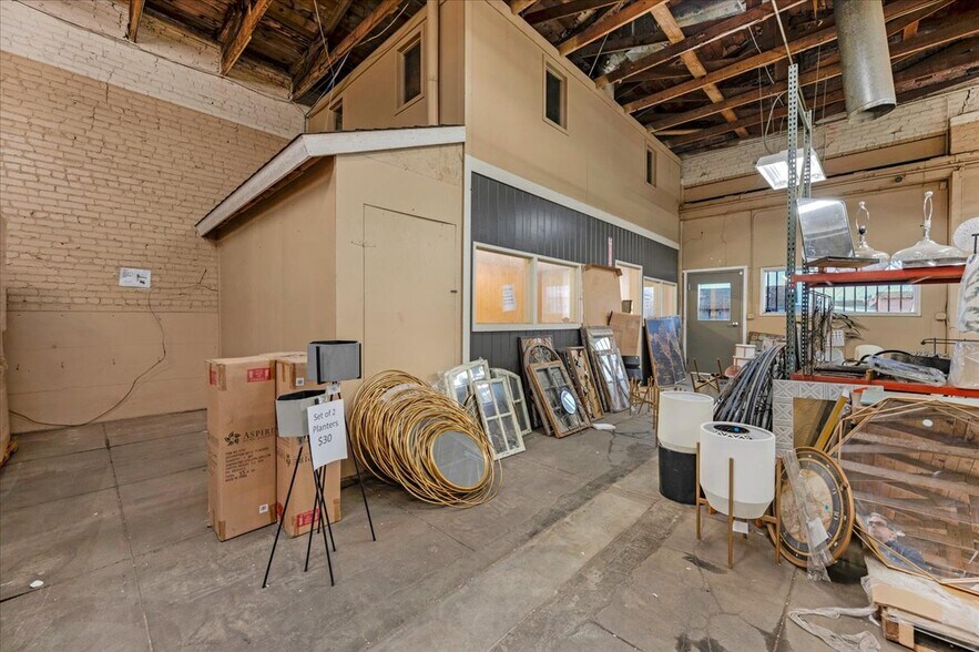 More Photos Of 142 S D St, Porterville Flex For Lease